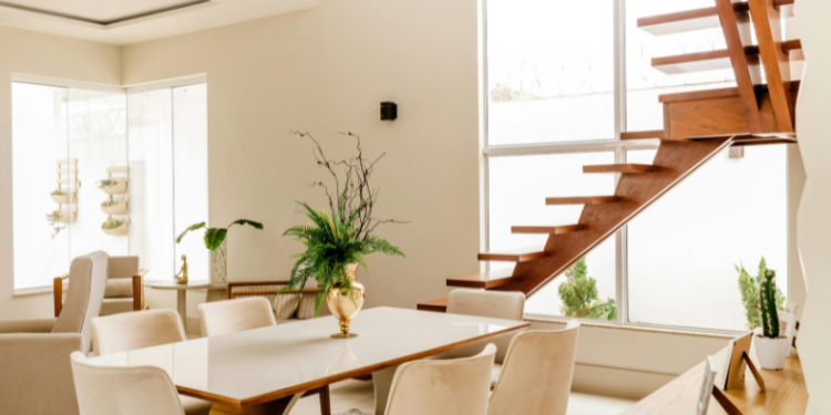 signs of fleas in house