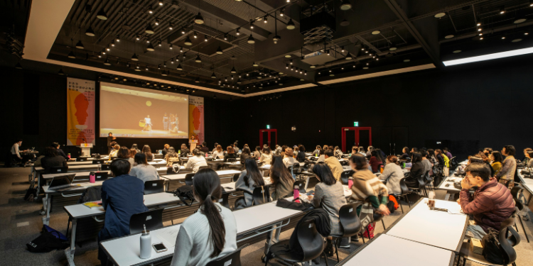 hello tomorrow türkiye başlat llm etki programı 2025