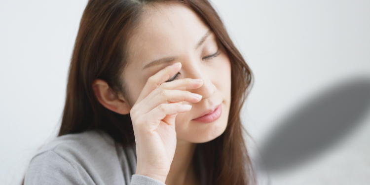 how to cure burning watery eyes