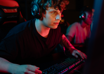 how to use client hub vrchat